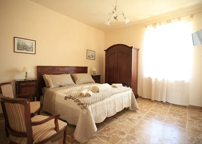 Alojamento de Acomodação e Pequeno-almoço Al Canei